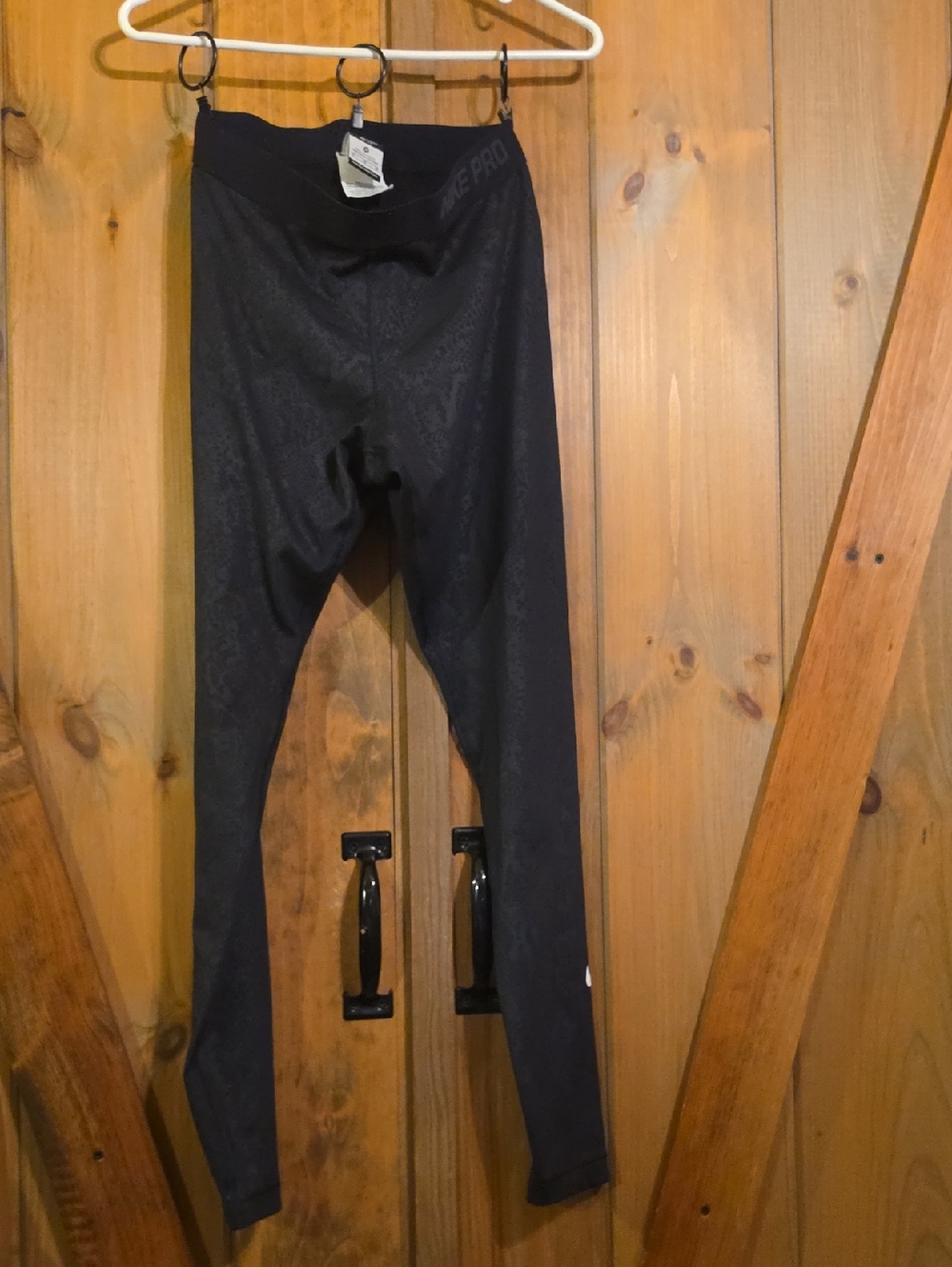Nike Pro Dri-Fi Black Performance Leggings with Subtle Pattern MEDIUM 29" Inseam
